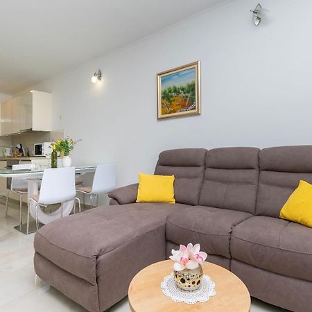 Apartment Ivanka Omiš Eksteriør bilde