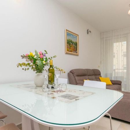 Apartment Ivanka Omiš Eksteriør bilde