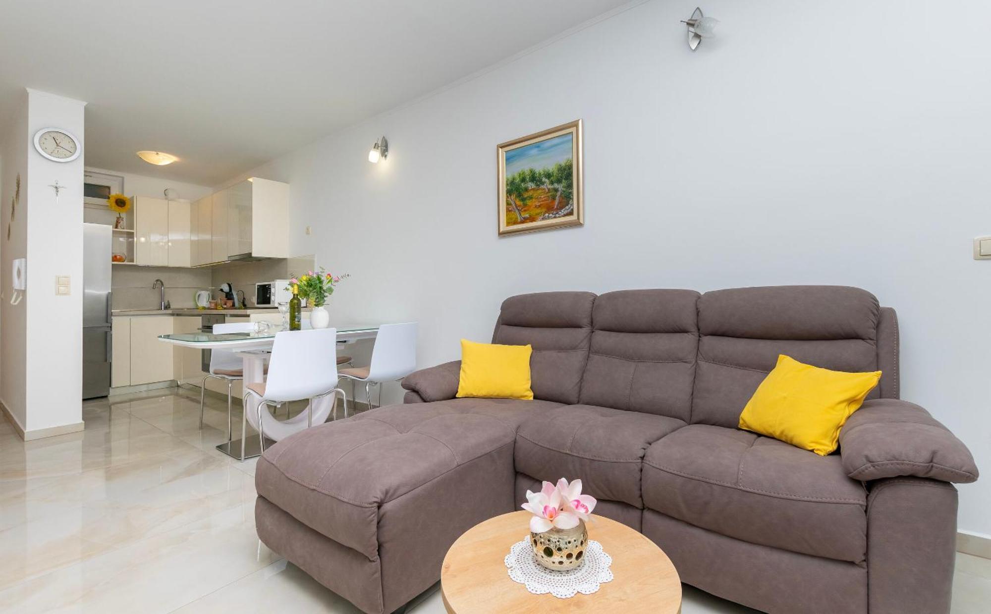 Apartment Ivanka Omiš Eksteriør bilde