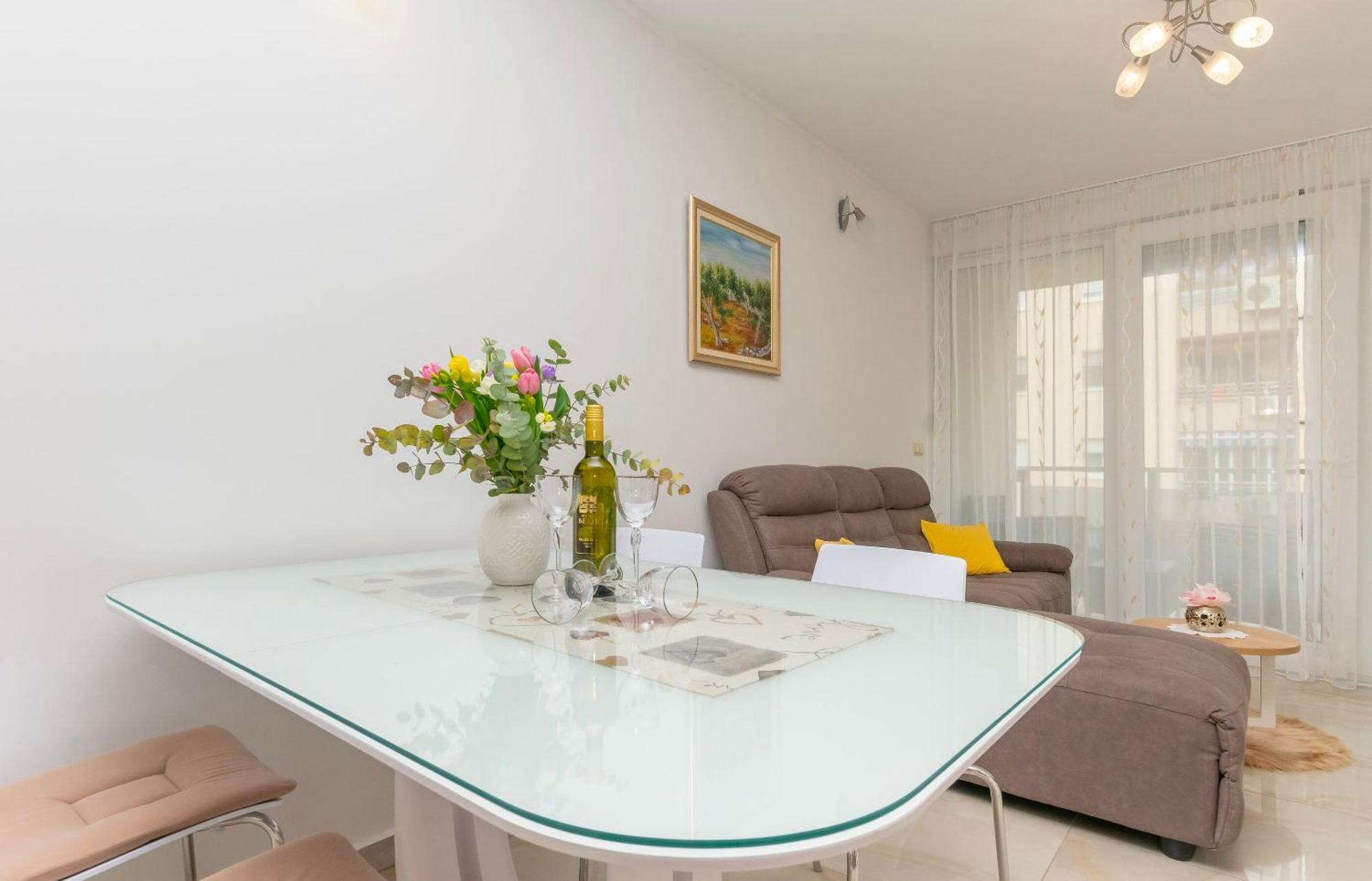 Apartment Ivanka Omiš Eksteriør bilde