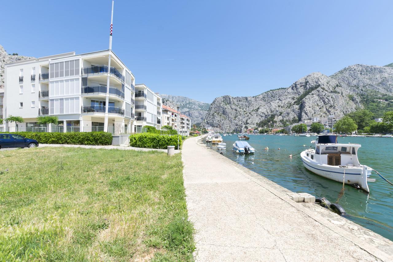 Apartment Ivanka Omiš Eksteriør bilde