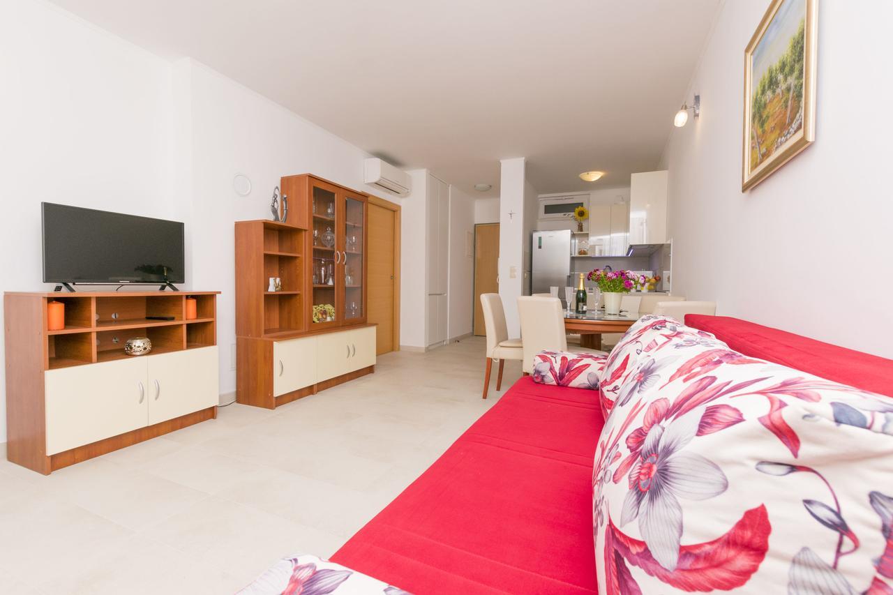 Apartment Ivanka Omiš Eksteriør bilde